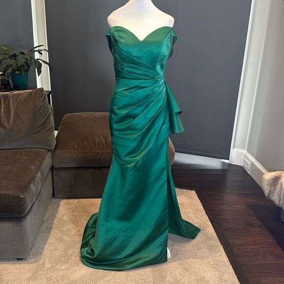 Women’s Full Length Green Off the Shoulder Prom Party Dress Long Leg Slit Size 8 - Picture 1 of 13